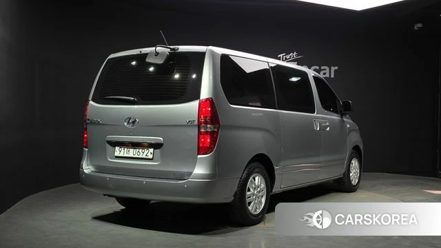 Hyundai The New Grand Starex id 3898894 из Кореи 12