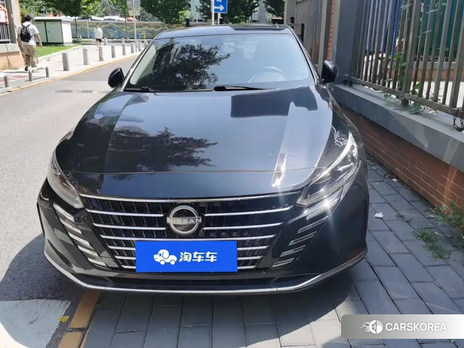 Nissan Altima id 4681166 из Китая 8