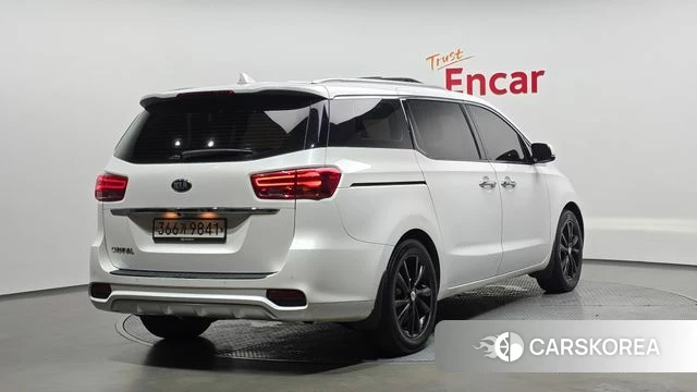 Kia The New Carnival id 4371387 из Кореи 12