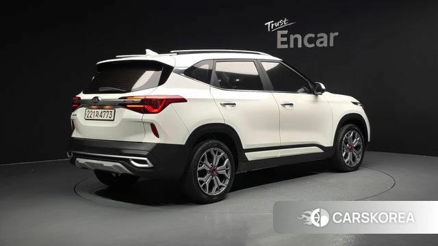 Kia Seltos id 4519093 из Кореи 12