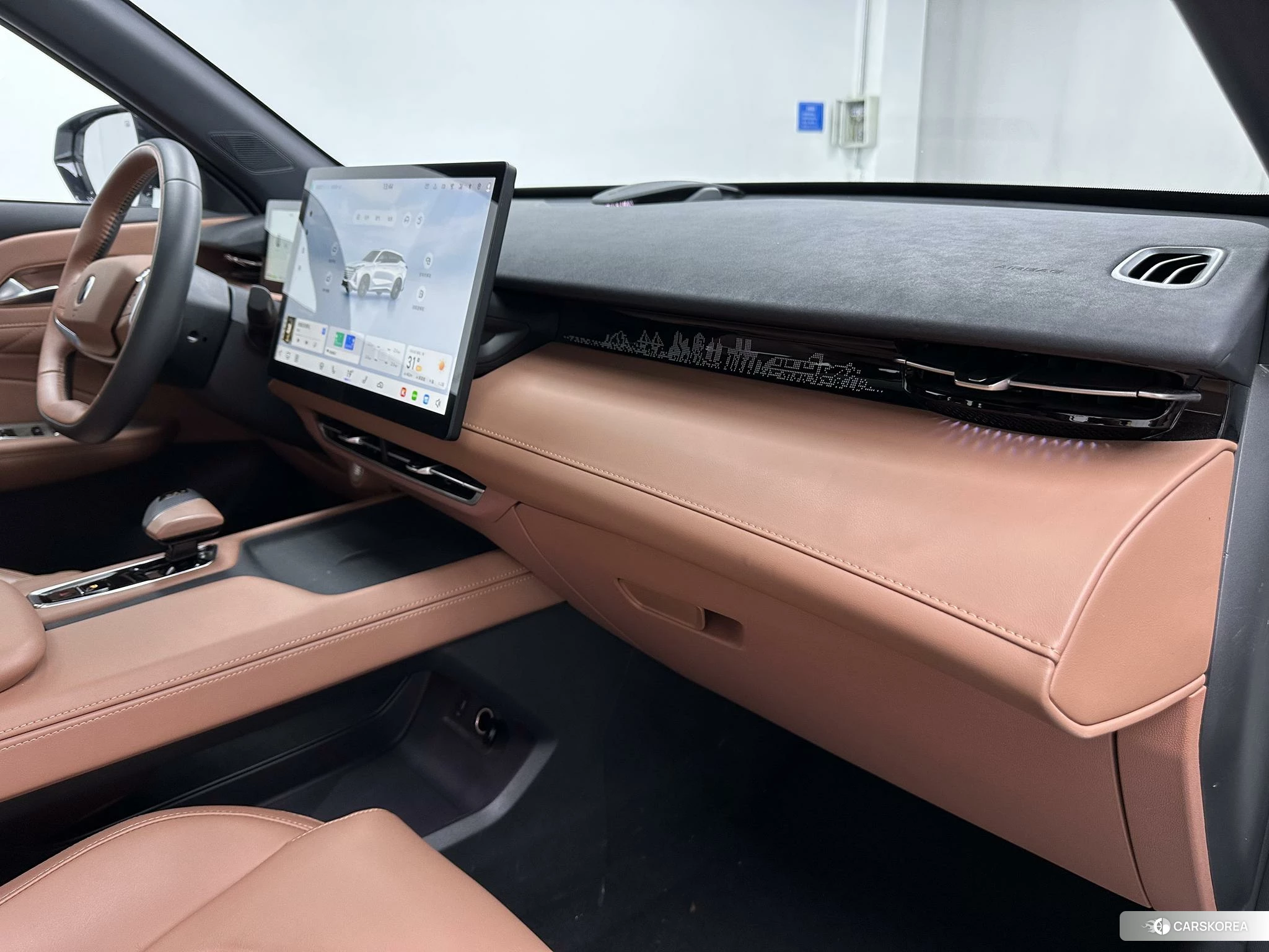 Chang'an UNI-Z PHEV id 4420810 из Китая 12