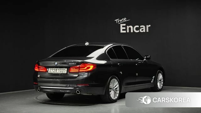 BMW 5 Series (G30) id 4384437 из Кореи 12