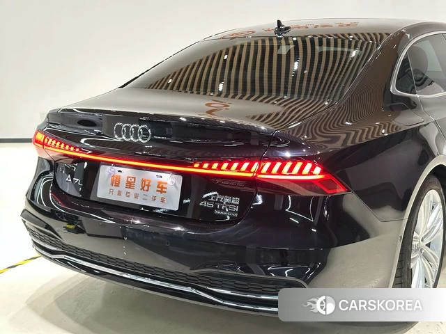 Audi A7L id 4359371 из Китая 8