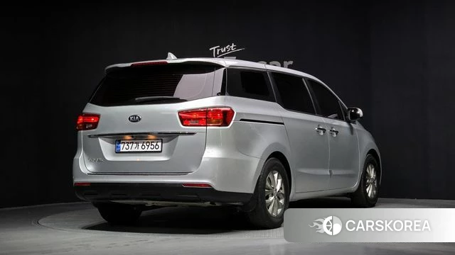 Kia The New Carnival id 4310570 из Кореи 12