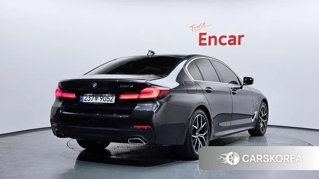 BMW 5 Series (G30) id 3842677 из Кореи 12