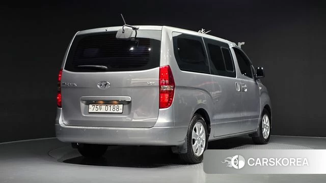 Hyundai The New Grand Starex id 4693770 из Кореи 12