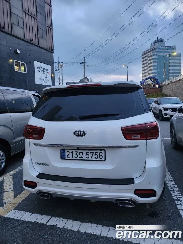 Kia The New Carnival id 2917347 из Кореи 7