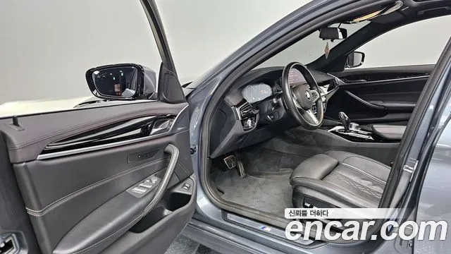 BMW 5 Series (G30) id 2660432 из Кореи 12