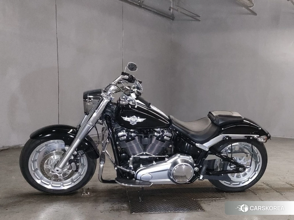 Проданный Harley-Davidson Softail Fat Boy FLFB1750 2018 из Японии, фото 2