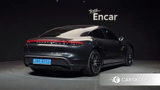 Porsche Taycan id 3487807 из Кореи 12