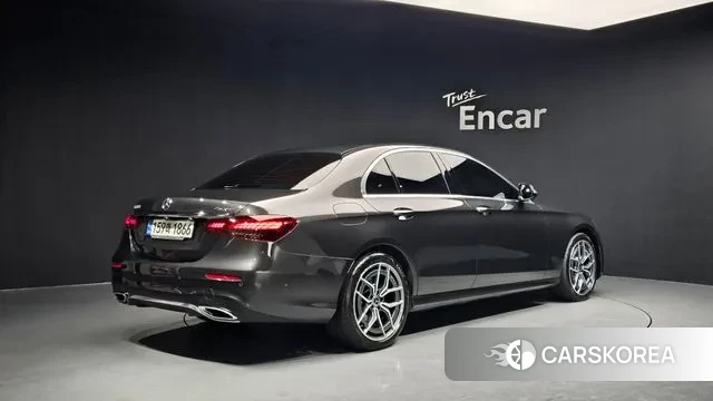 Mercedes-Benz E-Class W213 id 3690597 из Кореи 12