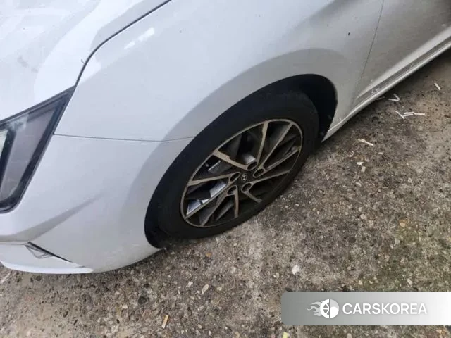 Hyundai The New Avante AD 2019 Белый из Кореи, фото 4