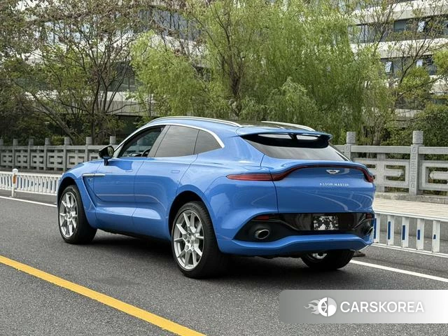 Aston Martin DBX 2021 Синий из Китая, фото 2