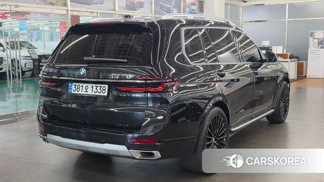 BMW X7 (G07) 2024 Черный из Кореи, фото 6