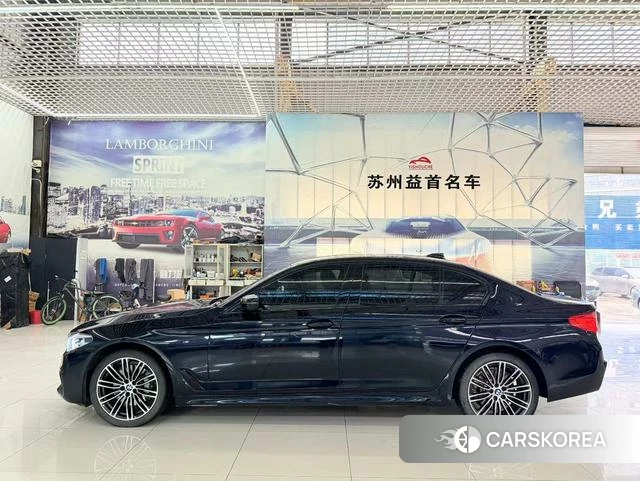 BMW 5 series 2019 Черный из Китая, фото 2