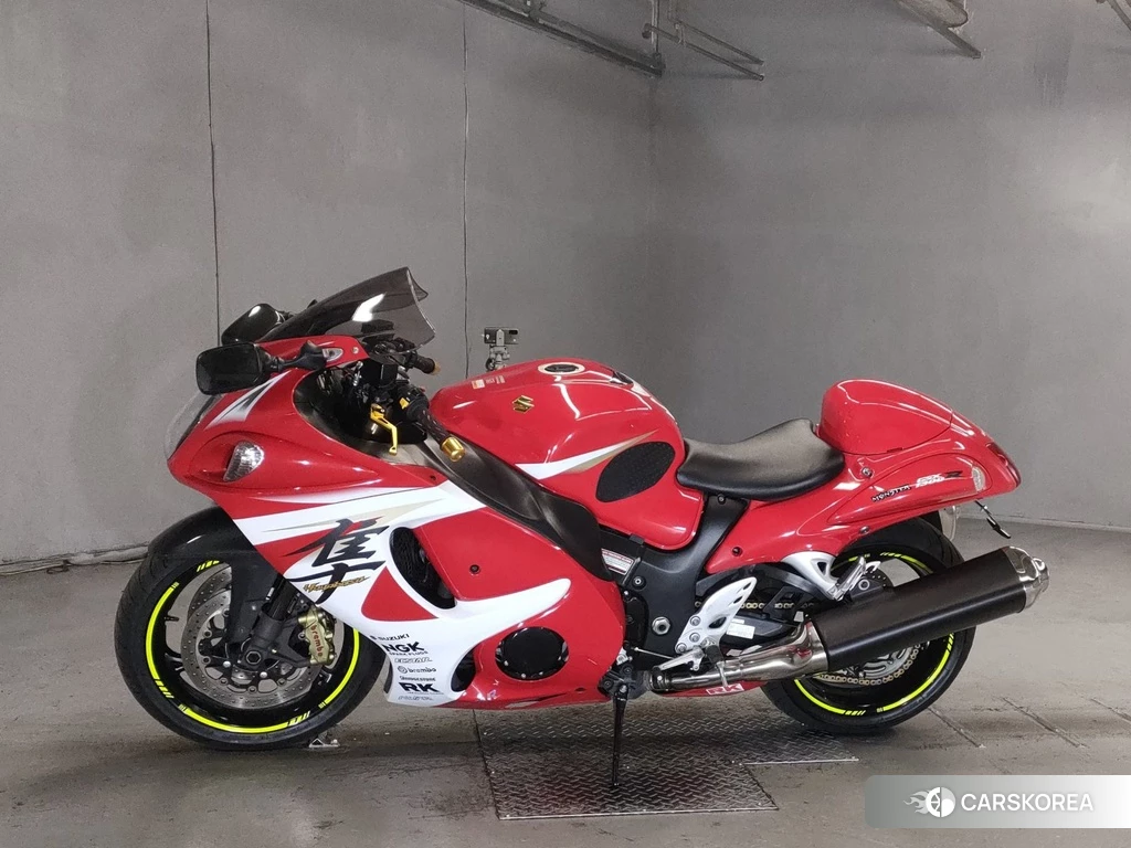 Проданный Suzuki GSX1300R HAYABUSA 2016 из Японии