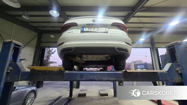 Volkswagen 7th Generation of Jetta 2020 Белый из Кореи, фото 2