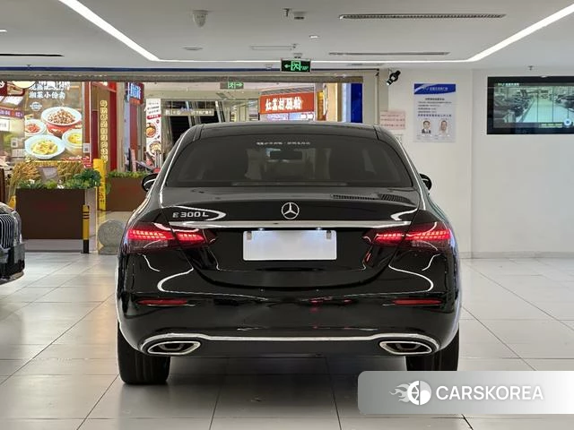 Mercedes-Benz E-class id 4264949 из Китая 8