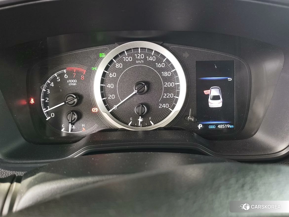 Toyota Corolla 2023 Белый из Китая, фото 2