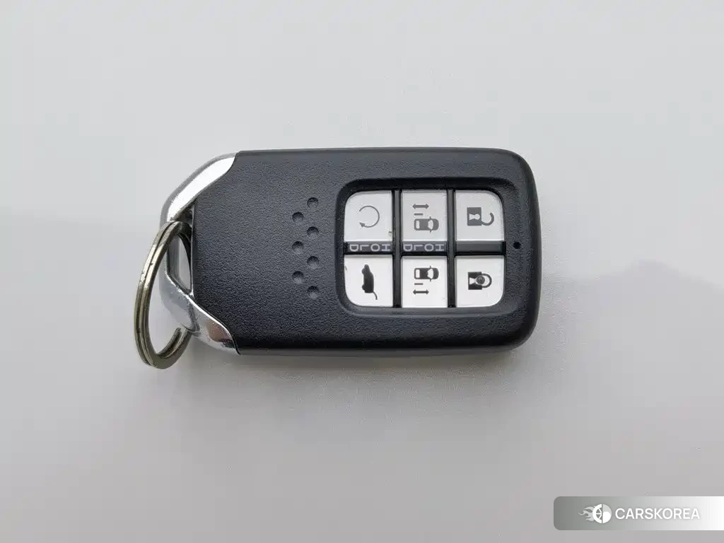Honda Odyssey id 4686139 из Китая 12