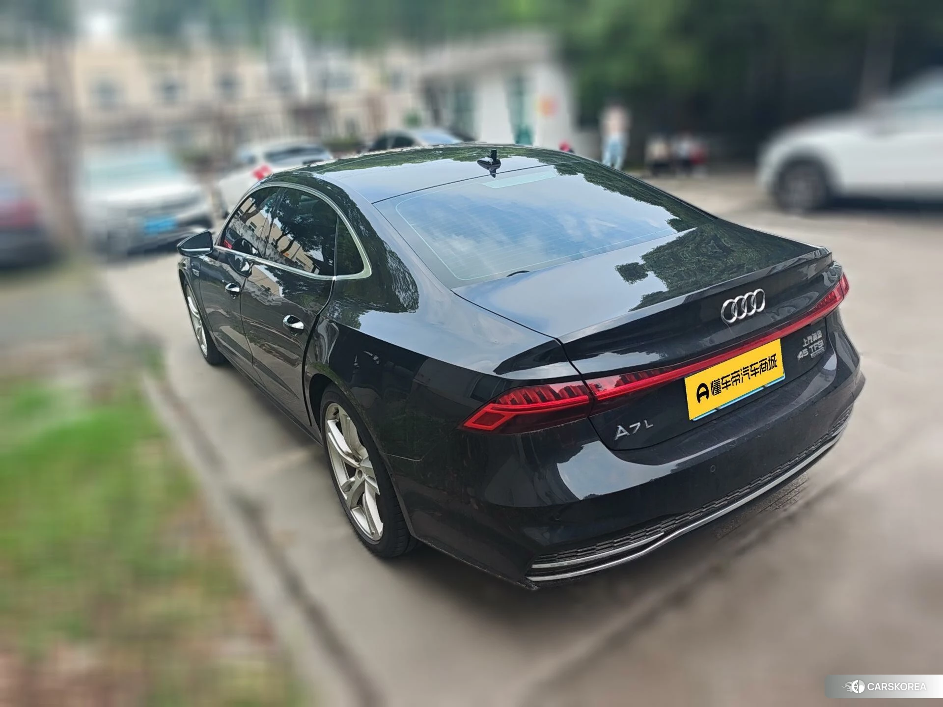 Audi A7L 2023 Черный из Китая, фото 2