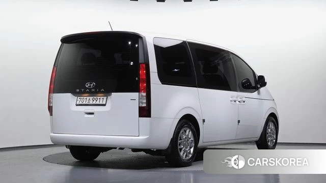 Hyundai Staria id 4428424 из Кореи 12