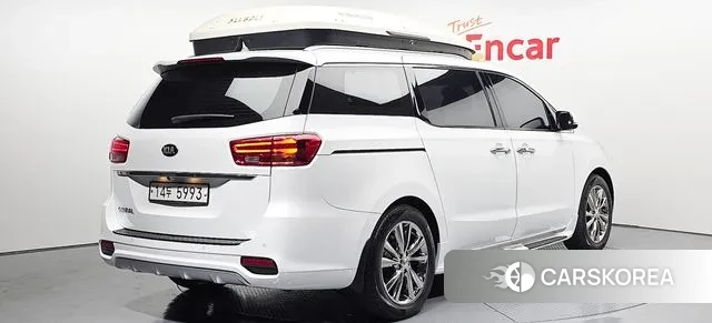 Kia The New Carnival id 3368598 из Кореи 12