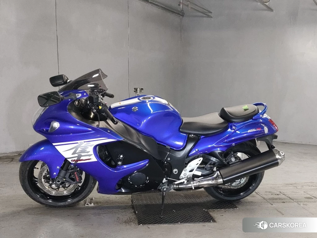 Проданный Suzuki GSX1300R HAYABUSA 2018 из Японии