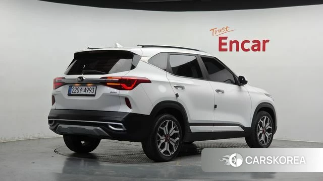Kia Seltos id 4586102 из Кореи 12