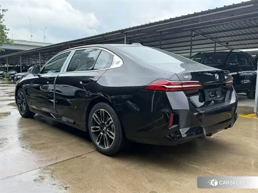 BMW 5 series id 4553747 из Китая 12