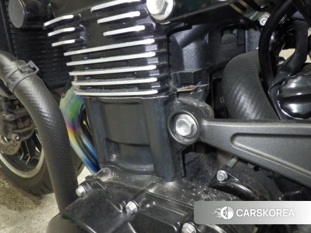 Engine photo