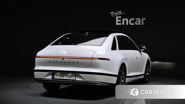 Hyundai Grandeur (GN7) id 3031762 из Кореи 12