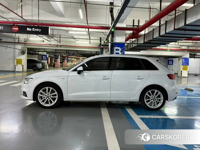 Audi A3 id 4212542 из Китая 11