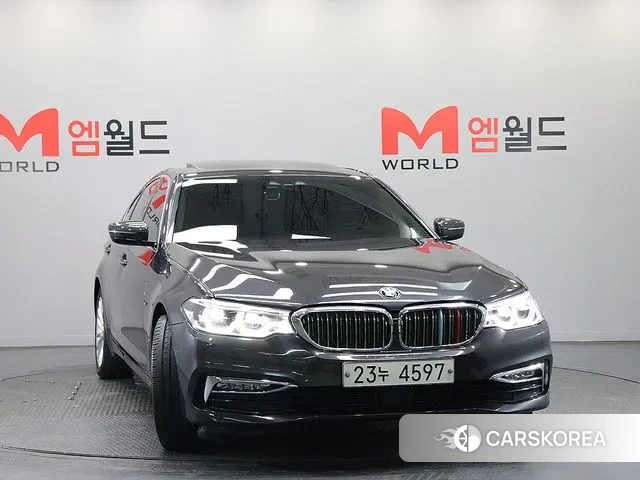 BMW 5 Series (G30) id 3517222 из Кореи 12