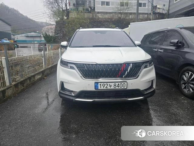 Kia Carnival 4th generation 2023 Жемчужный цвет из Кореи, фото 3