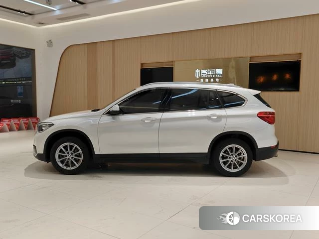 BMW X1 2019 Белый из Китая, фото 2