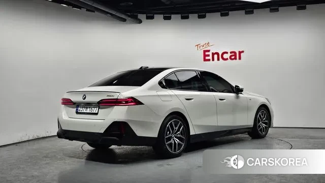 BMW 5 Series (G60) id 3716144 из Кореи 12