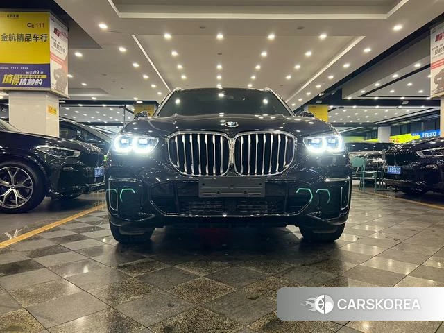BMW X5 2023 Черный из Китая, фото 2