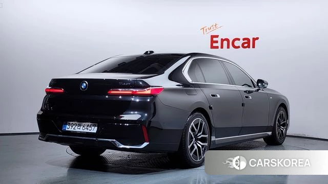BMW 7 Series (G70) id 4602196 из Кореи 12