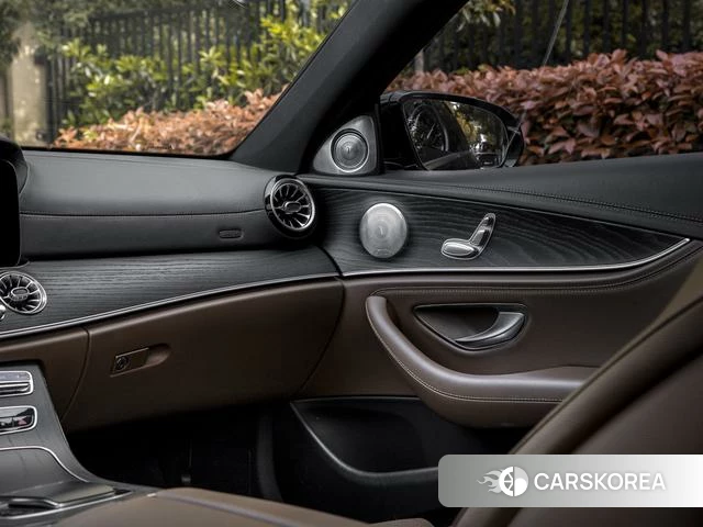 Mercedes-Benz E-class id 4242339 из Китая 7
