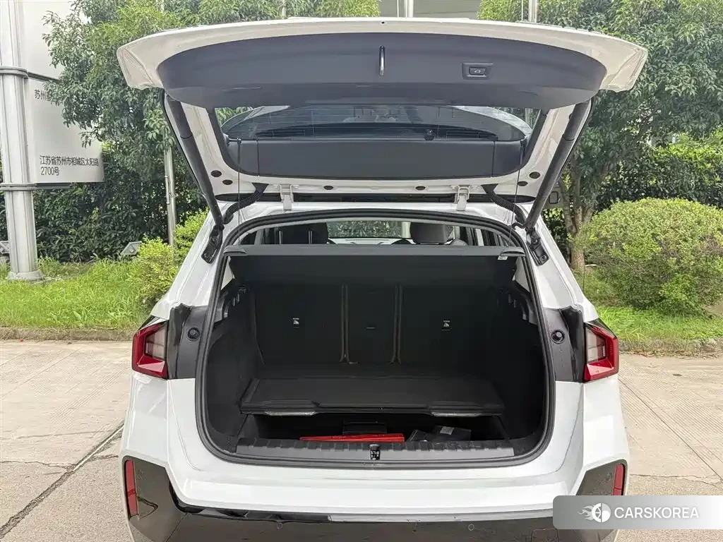 BMW X1 id 4570628 из Китая 11