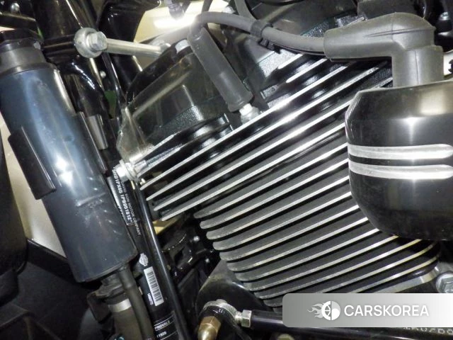 Engine photo