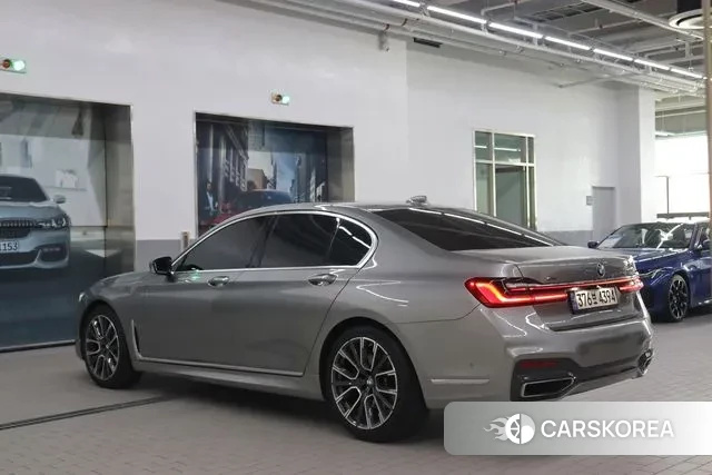 BMW 7 Series (G11) id 3534424 из Кореи 12