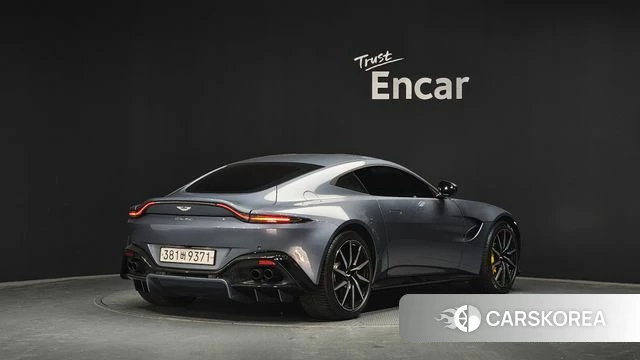 Aston Martin Vantage 2nd Generation id 3843979 из Кореи 12