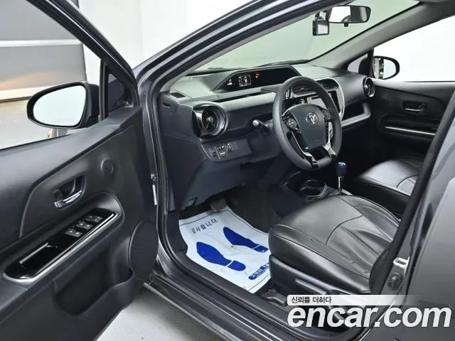 Toyota Prius C id 2657286 из Кореи 12