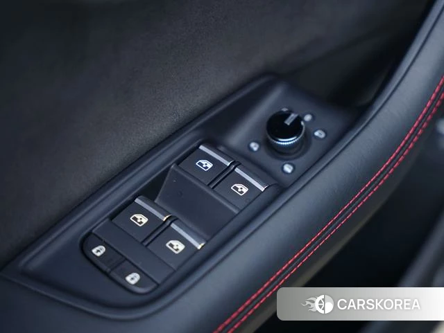 Audi RS Q8 id 4258550 из Китая 12
