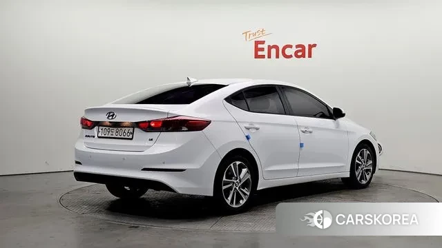 Hyundai Avante AD id 3656905 из Кореи 12