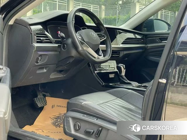 Volkswagen Passat 2021 Черный из Китая, фото 2