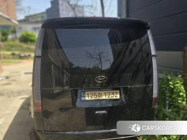 Hyundai Staria 2023 Черный из Кореи, фото 2