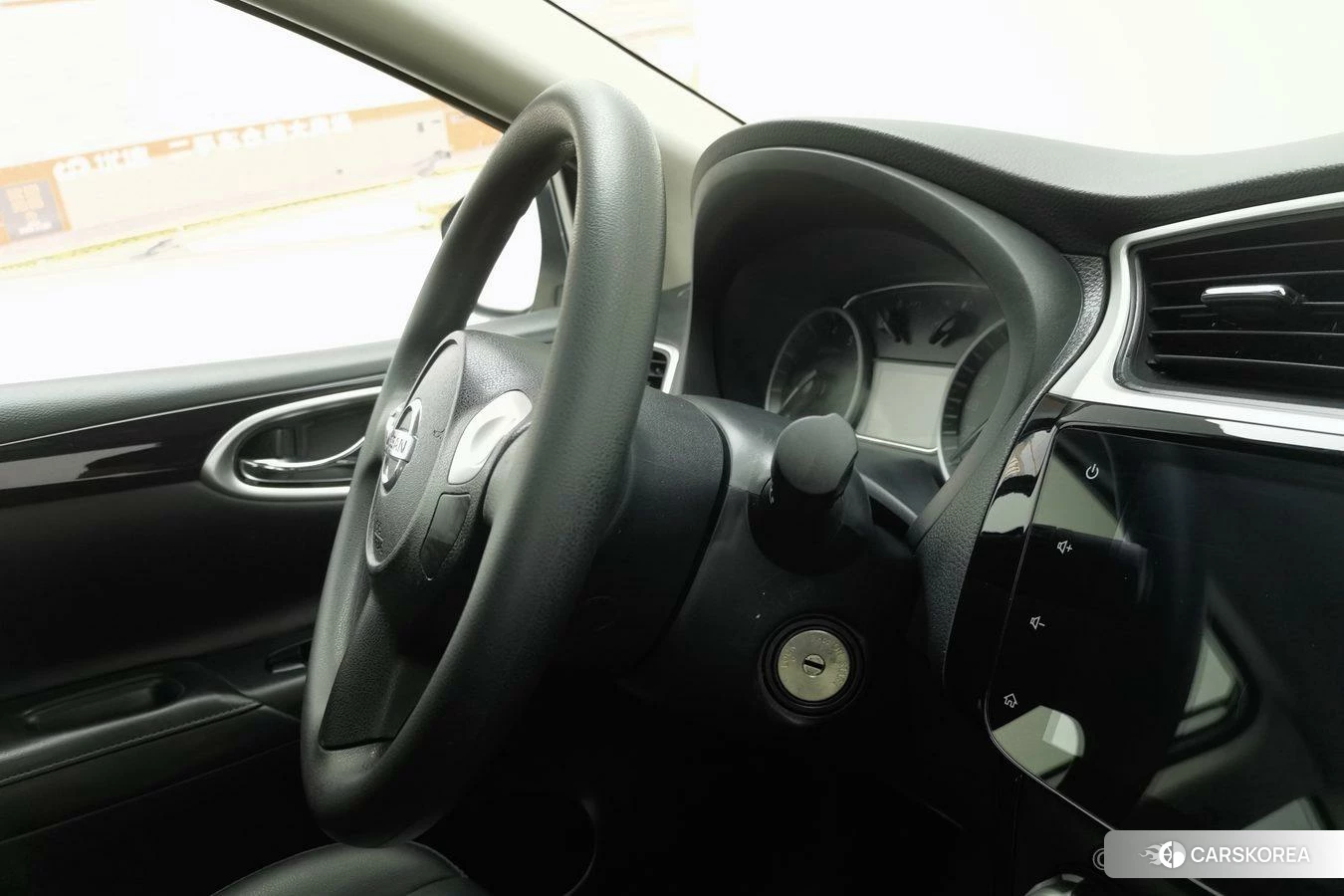 Nissan Sylphy id 4438095 из Китая 12